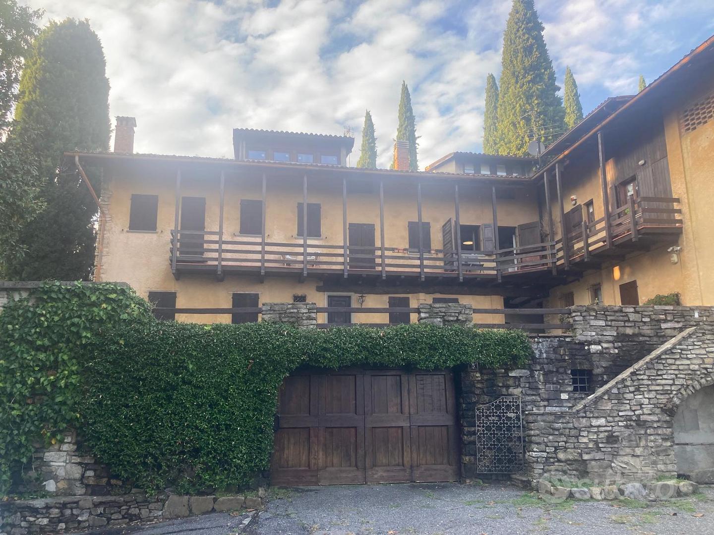 Cascina storica alle porte di Bergamo - Vista 4