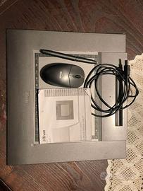 Tavoletta Grafica Trust Completa di mouse e penna