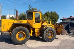 P209 - Pala Gommata Hanomag 44 C