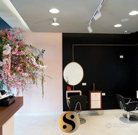 Aredamndo parrucchiere pari al nuovo