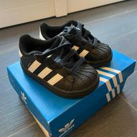 Scarpe Adidas da bambino