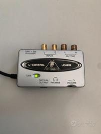 Behringer U-Control UCA202