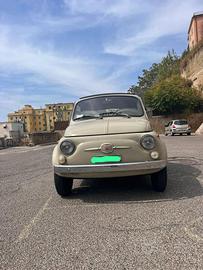 Auto d'epoca FIAT 500 f