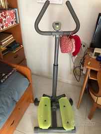 Stepper con manubrio