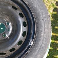 numero 4 ruote con cerchioni 