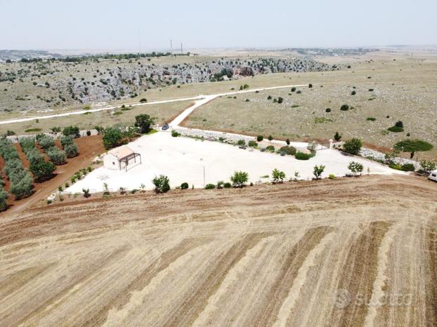 MONOLOCALE A MATERA