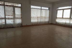 Locale per attività commerciale