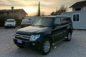 Mitsubishi Pajero 3.2 DI-D 16V aut. 5p. Instyle DP