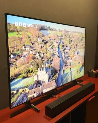 Tv Samsung 50” QLED 4K Smart TV + Soundbar