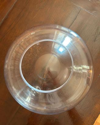 Vaso in vetro per composizione di corolle fiorite
