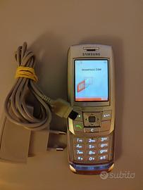 SAMSUNG SGH-E250 FUNZIONANTE CON CARICABATTERIE
