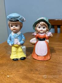 Coppia statuine bambini in ceramica vintage