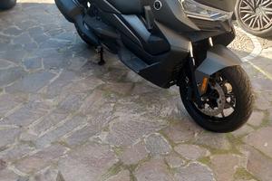 Voge sr 400 pari al nuovo