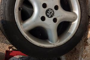 cerchi in lega con pneumatici 195/50/15