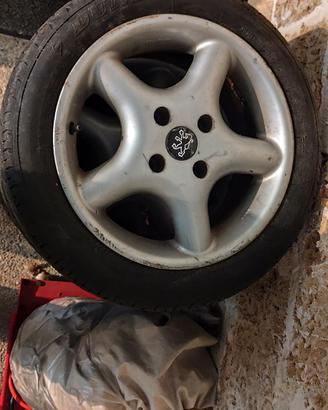 cerchi in lega con pneumatici 195/50/15