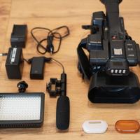 Videocamera Panasonic AG-AC30 e accessori