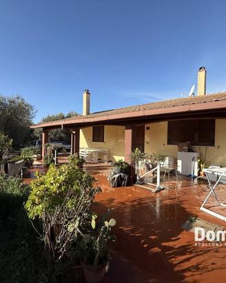 Villa di 90 m² con 3 locali a Montalto di Castro