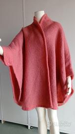 Mantella in lana tessuta su telaio f'epoca