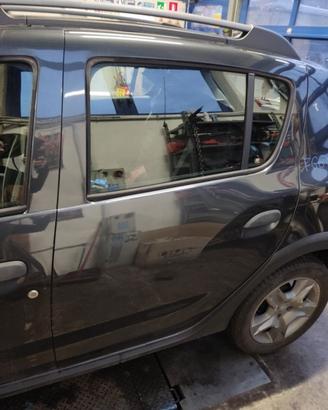 Porta posteriore sinistra DACIA SANDERO del 2017
