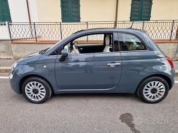 La Fiat 500 Lounge con motore 1.2 litri (1242 cm³)