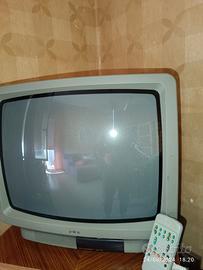 TV color  ( vintage ) Mivar  