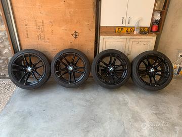 SOLO CERCHI ORIGINALI BMW M Sport da 18”