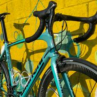 Bianchi Intenso 2017, taglia L, 2x11v, Ruote MAVIC