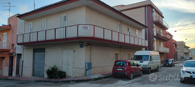 Stabile zona ufficio dell' entrate