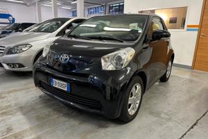 Toyota iQ 1.0 - Autonavigli