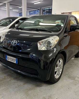 Toyota iQ 1.0 - Autonavigli
