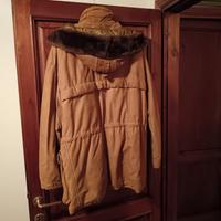 Montone con cappuccio 