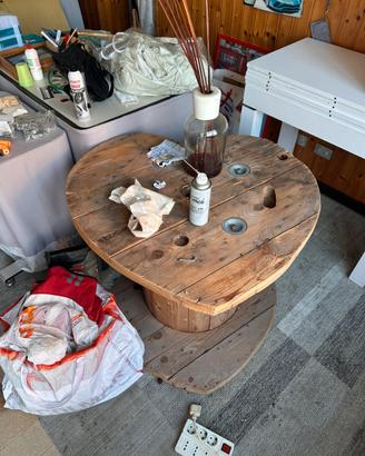 Tavolo a forma di cuore