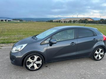 Kia Rio 1.4 crdi diesel
