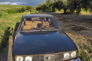 Alfetta 2.0 quadrifoglio oro