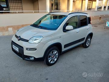 Fiat Panda 1.3 MJT 75 CV 4x4 Trekking con (ELD)