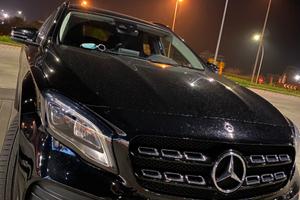 MERCEDES GLA NIGHT EDITION