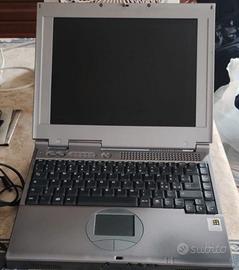 PC portatile vintage Easynote Packard Bell