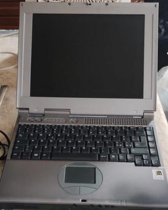 PC portatile vintage Easynote Packard Bell