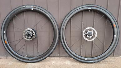 RUOTE CARBONIO GIANT 