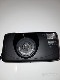 Macchina fotografica NIKON