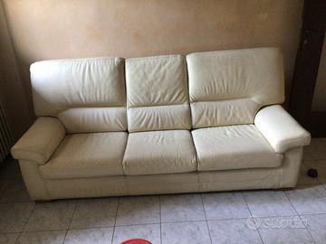 Divano in pelle 3 posti