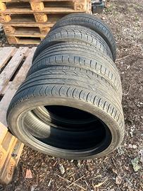 4 GOMME 225/45 R18