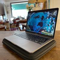 MacBook Pro M1 con 500gb hard disk, 8gb ram