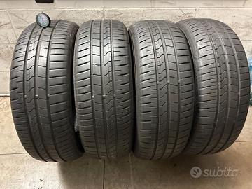 Gomme 215/60/16