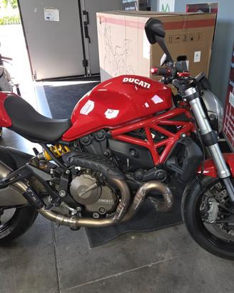 Ducati Monster 821 a2