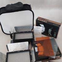 2 pannelli Led YN600 + 1 Softbox