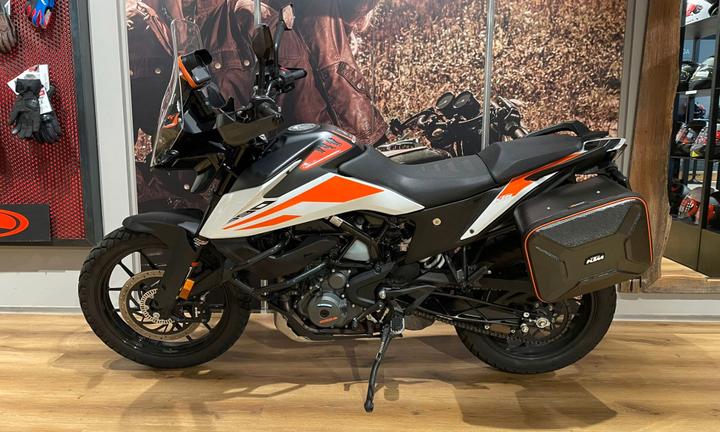 Ktm 390 Adventure - Valigie laterali incluse