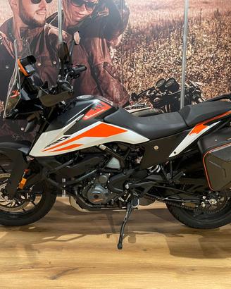 Ktm 390 Adventure - Valigie laterali incluse