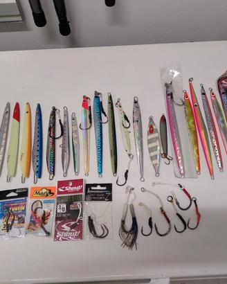 Borsa pesca jigging completa di jig e ami 