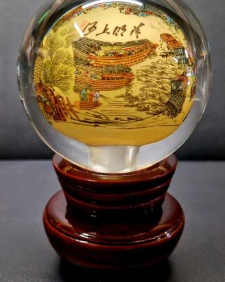 Globo d’arte orientale “Lungo il fiume durante il